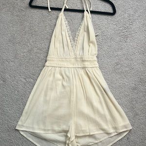 Cream romper